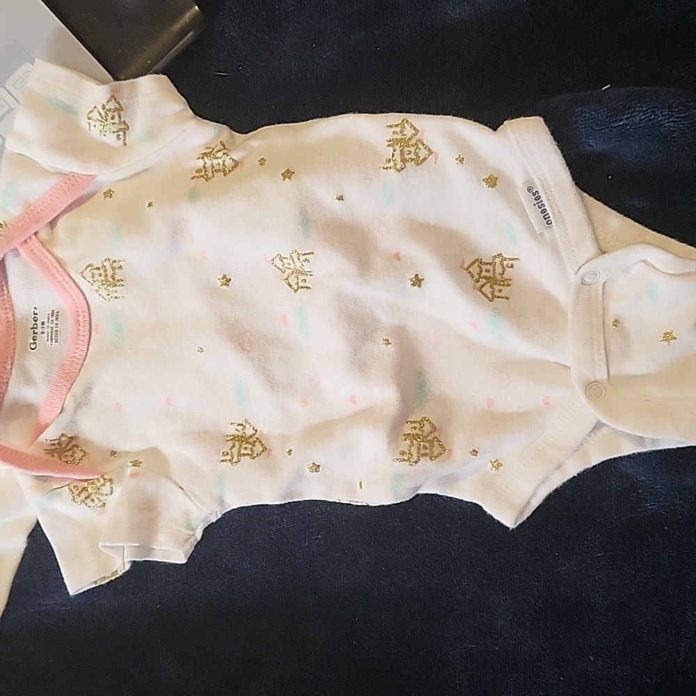 Onesie - Picture 4 of 4